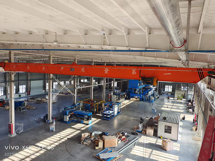 单梁起重机在使用时给人们提供的方便有哪些呢